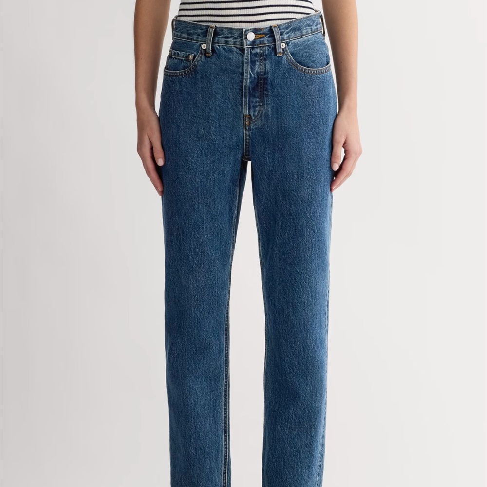 Everlane cheeky curvy 90s straight jeans